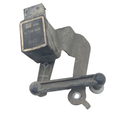 2004-2010 E60 Bmw 535I Front Left Head light Level Suspension Sensor 6778809 - Image 1 of 3