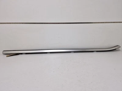 SELLO VENTANA PUERTA KIA SPORTAGE CROMADO 2023 LADO CONDUCTOR DELANTERO 31SG MK5 Foto 1 de 4