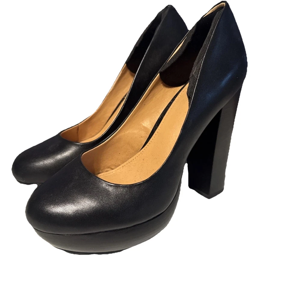 Zapatos de salón Express negros con plataforma de cuero sintético talla 7,5 punta redonda clásicos Foto 1 de 4