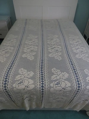 Vintage 1950s Hand Crocheted Bedspread Ivory Never Used ~99"x84" - Image 1 of 4