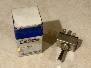 NOS Cub Cadet Light Switch 725-3087 - Picture 1 of 3