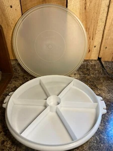 Vintage Tupperware Divided Serving Tray #405 with Lid  - Picture 1 of 7
