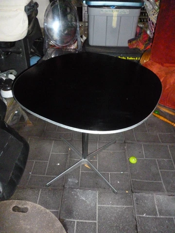 Classic Fritz Hansen- Oval Bistro Table - Made In Denmark Cover