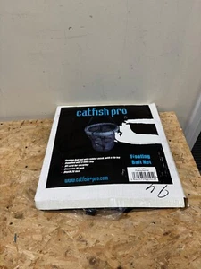 CAT, PREDATOR FISHING TACKLE - CATFISH PRO, FLOATING BAIT BUCKET - Picture 1 of 4