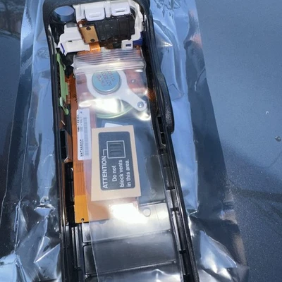 NNTN6469C Motorola XTS5000R Modelo III Kit Carcasa Frontal con Electrónica, Teclado Foto 1 de 3