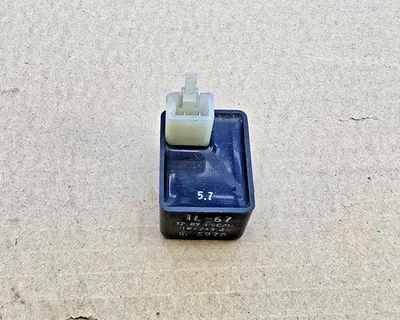 1992 - 2000 SUZUKI DR 650 TURN SIGNAL REALY 38610-45D01 DR650 BLINKER TL-67 - Image 1 of 4