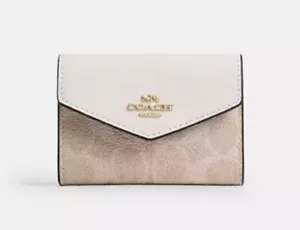 NWT COACH Flap Case Cardholder Wallet CH202 In Signature Canvas Gold/Sand/Chalk - Picture 1 of 3