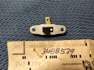 NOS Mopar # 3488574 Switch - Dome Lamp 1972-75 C Body - Imagen 1 de 3