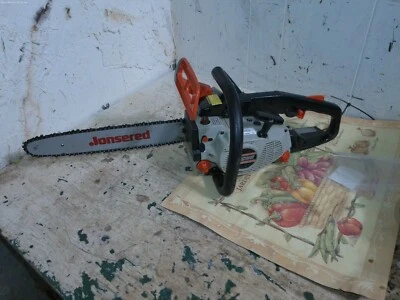 ECHO C8-345 Chainsaw - 33.4cc Saw Good running saw  16”assembled USA sharp - Image 1 of 3