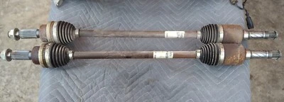 2015-2019 Lincoln MKC REAR AXLE SHAFT - Image 1 of 2