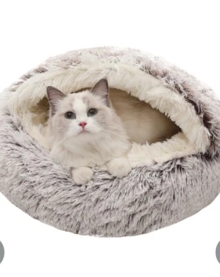 Cama cueva redonda peluda para gatos con cubierta con capucha y alfombra de comida para gatos de dibujos animados impermeable Foto 1 de 4