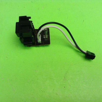 Amplificador estéreo Denon AVR-485 salida de CA T8A/125V placa 7020-06294-601-0 Foto 1 de 4