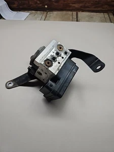 '03-'04 TOYOTA TACOMA ABS Pump Module Assembly OEM W/bracket Free Shipping - Foto 1 di 5