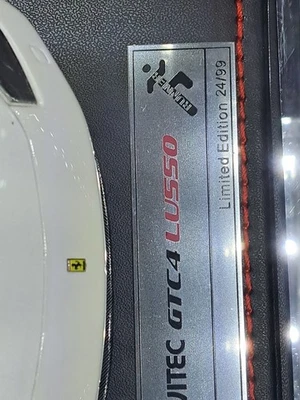 1/18 RUNNER FERRARI GTC4 LUSSO IN PEARL WHITE - Image 1 of 4