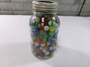 Lotto da 225 a 250 vecchi marmi vintage in vaso Atlas Quart - Foto 1 di 10