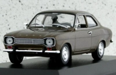 FORD Escort - 1974 - brownmetallic - Maxichamps 1:43 - Immagine 1 di 4