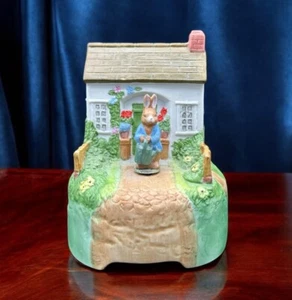 Schmidt Beatrix Potter Hasenhaus Bewässerung Garten Blumen Spielfigur Vintage - Bild 1 von 16