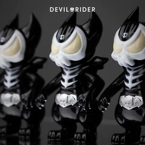 Sofubi de vinilo suave de lanzamiento limitado DEVILRIDER de Toy Holic Studio - Imagen 1 de 5