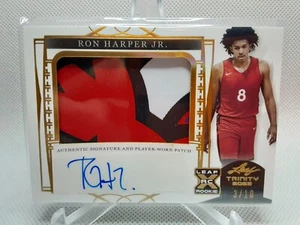 ๐2022-23 Leaf Trinity Holo XRC Patch Auto 03/10 Ron Harper Jr. RC #PA-RHJ - Picture 1 of 3
