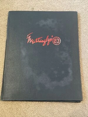 Portamenú Salón Restaurante Don Mattingly Evansville Indiana New York Yankees Foto 1 de 4