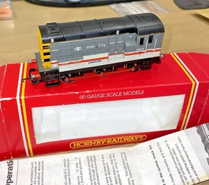 HORNBY R054 CLASS 08 SHUNTER 08673 "PICCADILLY" IN INTERCITY GREY - BOXED - Picture 1 of 6
