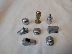 Monopoly SET 8 GETTONI METALLO CALCIO MONDIALI PEZZI DA GIOCO - ODDINGTONS  - Foto 1 di 1