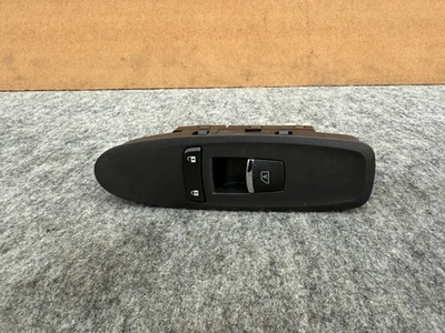 INFINITI Q50 2014-2024 OEM CONJUNTO INTERRUPTOR VENTANA PUERTA PASAJERO DELANTERO DERECHO Foto 1 de 4