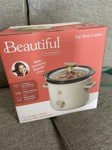 Beautiful By Drew Barrymore 2 Quart Schongarer Steinpilze Taupe Neu im Karton - Bild 1 von 5