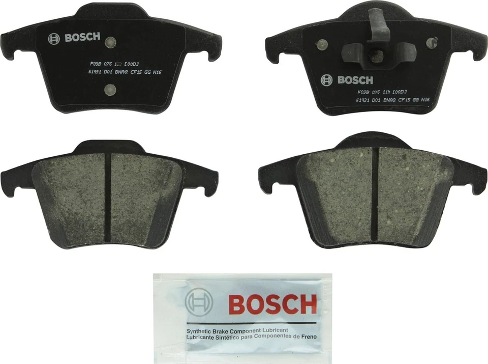 Pastillas de freno traseras cerámicas Bosch BC980 para 03-14 Volvo XC90 Foto 1 de 1