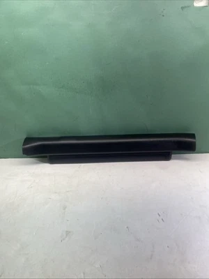 Lexus IS250 2006-2013 placa de desgaste del umbral de la puerta del lado del pasajero delantero derecho OEM Foto 1 de 4