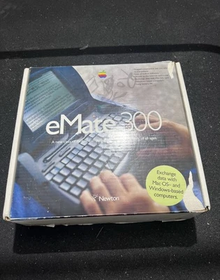 Newton eMate 300 con Caja Original Adaptador de Corriente Manuales Pluma Pantalla Táctil Apple Foto 1 de 4
