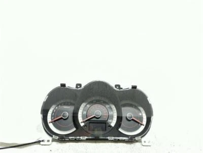 KIA Forte 2013 velocímetro calibre negro OEM 940511M000 73 k millas Foto 1 de 4