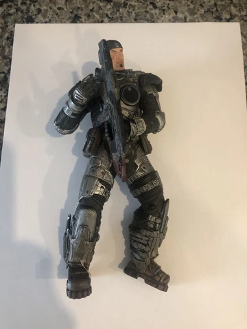 2008 NECA Gears of War Marcus Fenix Series 2 Action Figure 7" with Weapon READ Cover