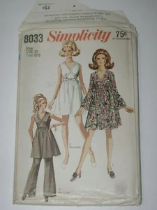 Vintage 1968 Simplicity 8033 KLEID, TUNIKA, GLOCKENHOSE Größe 10 UC FF - Bild 1 von 3