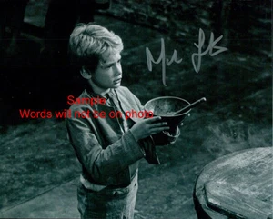 MARK LESTER Oliver! Foto autografata originale firmata 10x8 COA #2 - Foto 1 di 1