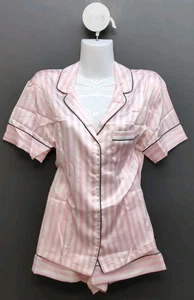 Victoria Secret Pyjama-Set glasierter Satin kurz XS rosa kultige Streifen - Bild 1 von 7