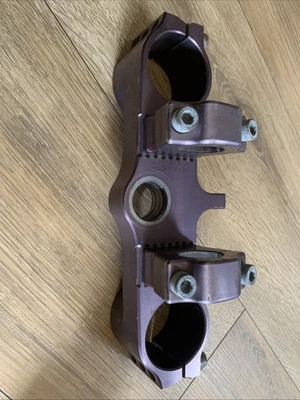 Yamaha YZ125 2002 triple barra abrazadera Pro cónica negra 1 1/8 barra montaje usado Foto 1 de 4