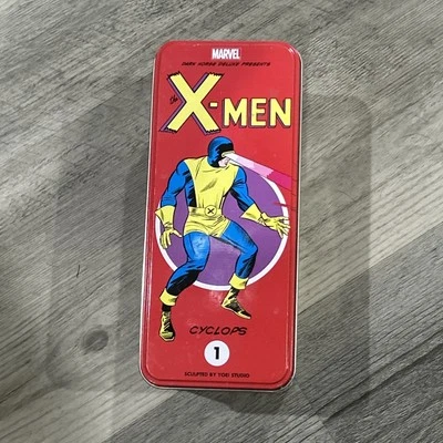 Cyclops Dark Horse Deluxe X-Men #1 esculpido por YOE! Estúdio (223 de 850) USADO - Imagem 1 de 2