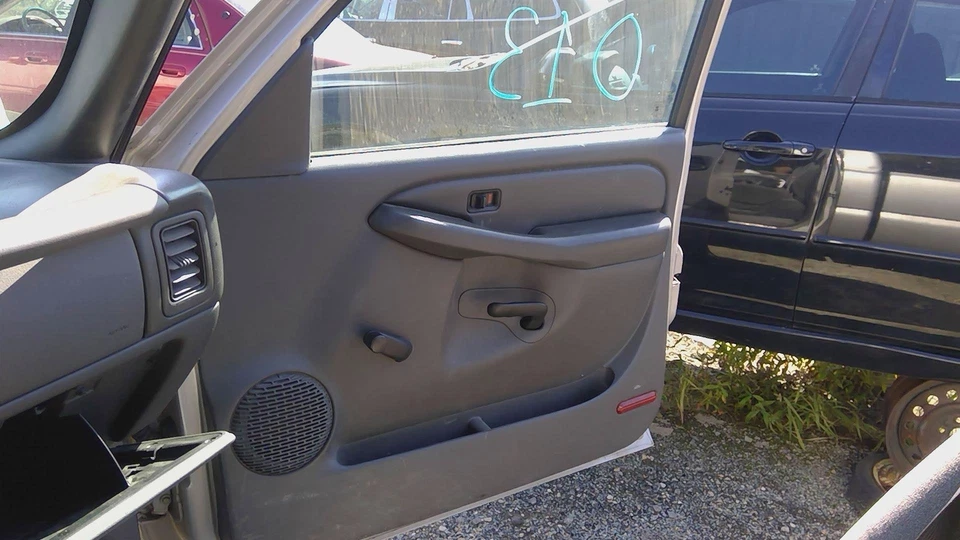 Front Door Trim Panel CHEVY SILVERADO 1500 Right 07 08 09 10 11 12 13 - Image 1 of 1