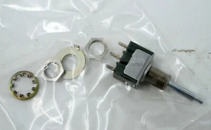 Lof of 10 - CH Cutler Hammer SF21MBW191 SPDT 3 Position Center Off Toggle Switch - Picture 1 of 2