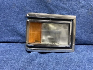 1985-1986 Cadillac Deville Fleetwood Left Corner Turn Signal Parking Light Bezel - Picture 1 of 4