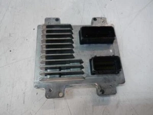 Centralina Motore Opel Corsa D S07 55580499 P7193609 - Foto 1 di 2