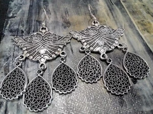 Pendientes colgantes vintage hechos a mano estilo tibetano, 1 par, franqueo gratuito OZ - Imagen 1 de 3
