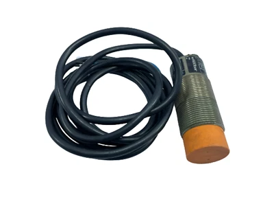 IFM Efector 110012/ IIA2015-ABOA Inductive Sensor Switch Cable 15mm 250VAC/DC - Image 1 of 4