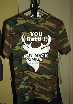  S CAMOUFLAGE T SHIRT REDNECK GREEN BLACK (E12) - Image 1 of 2