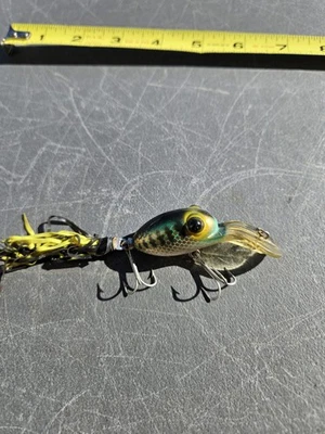 Señuelo de ojos vintage Abrogast Bug excelente color y estado Foto 1 de 4