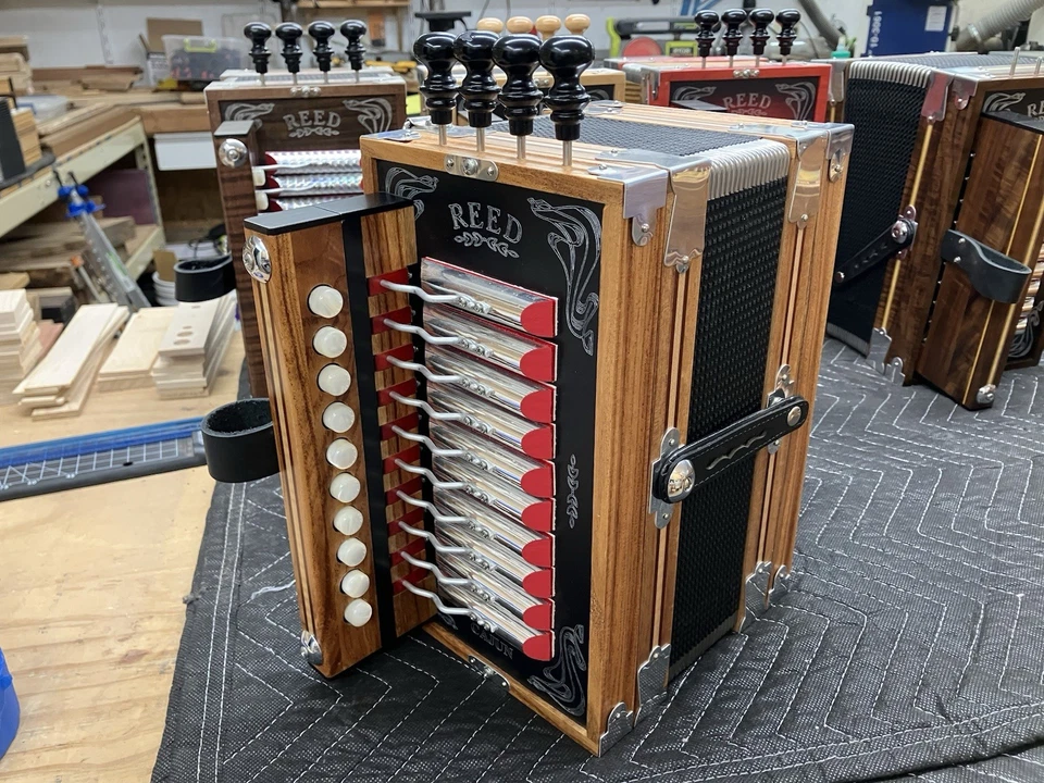 Used Hand Made REED Accordion In Great Condition. Key of “C” - Image 1 of 4