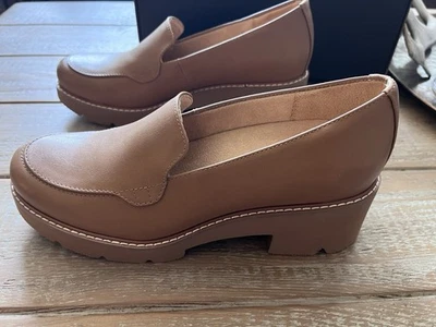 Naturalizer Womens Cabaret Brown Loafers Size 7 (7798374). New With Box - Image 1 of 4