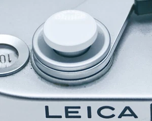 soft SHUTTER release button concave WHITE adatto per LEICA R7 R8 R9 NIKON DF M11 - Foto 1 di 9