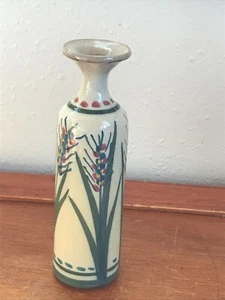 Estate Artist Signed & Numbered Small Cream Glazed w Prairie Flower Grass Potter - Picture 1 of 12